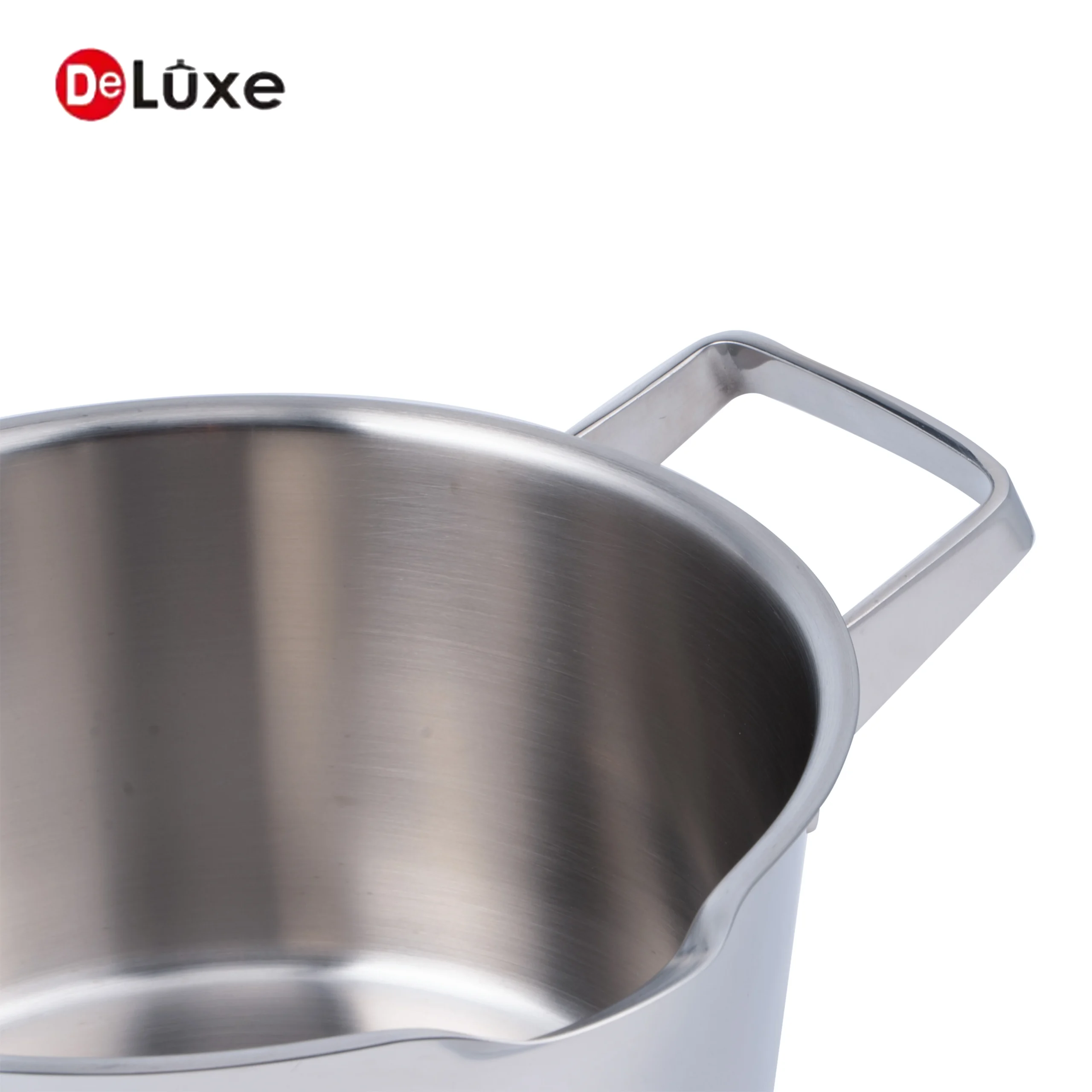 cast-steel-double-handle-interior-close-up